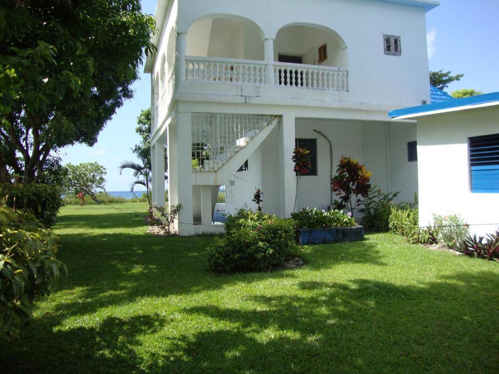 By The Sea Vacation Home And Villa Port Antonio Oda fotoğraf