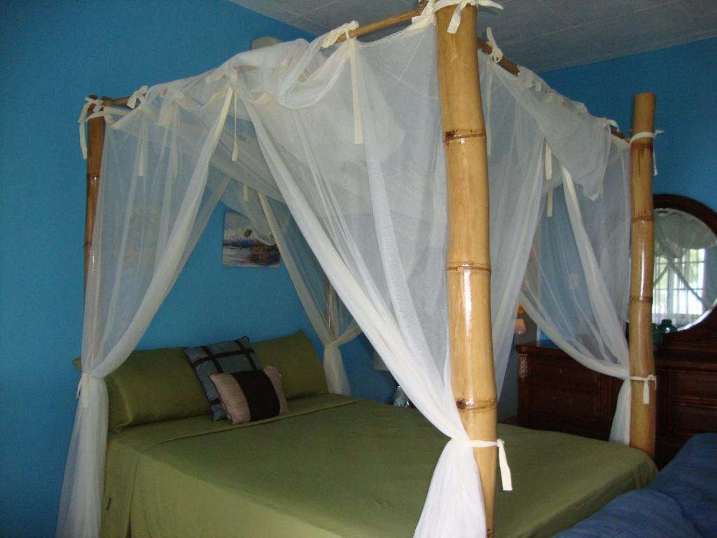By The Sea Vacation Home And Villa Port Antonio Oda fotoğraf